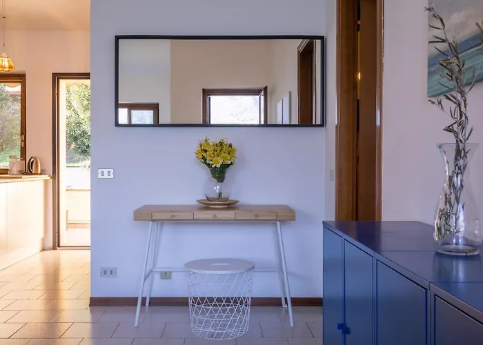 Sole-luce Μενάτζιο